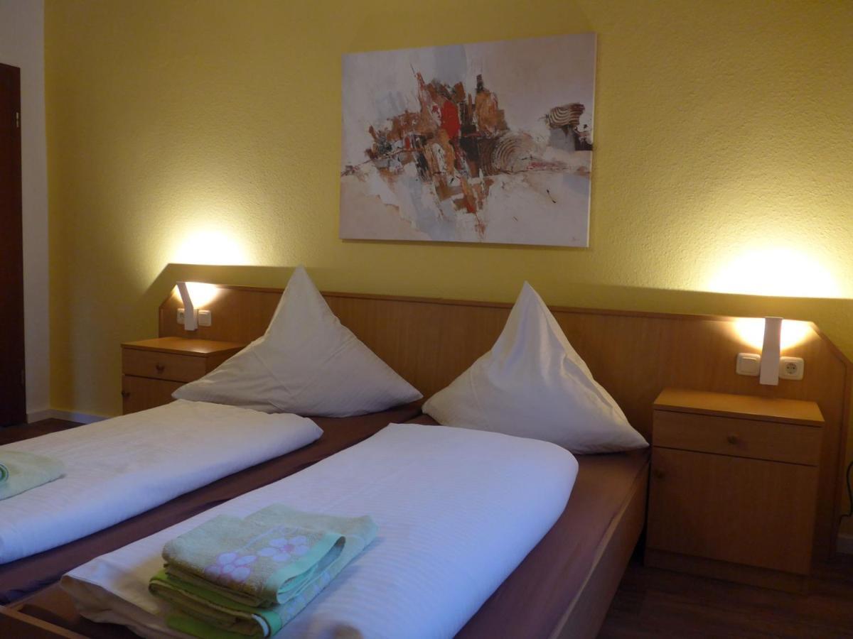Pension Schuetze Daasdorf am Berge Экстерьер фото