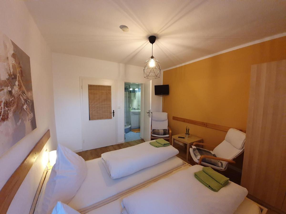Pension Schuetze Daasdorf am Berge Экстерьер фото