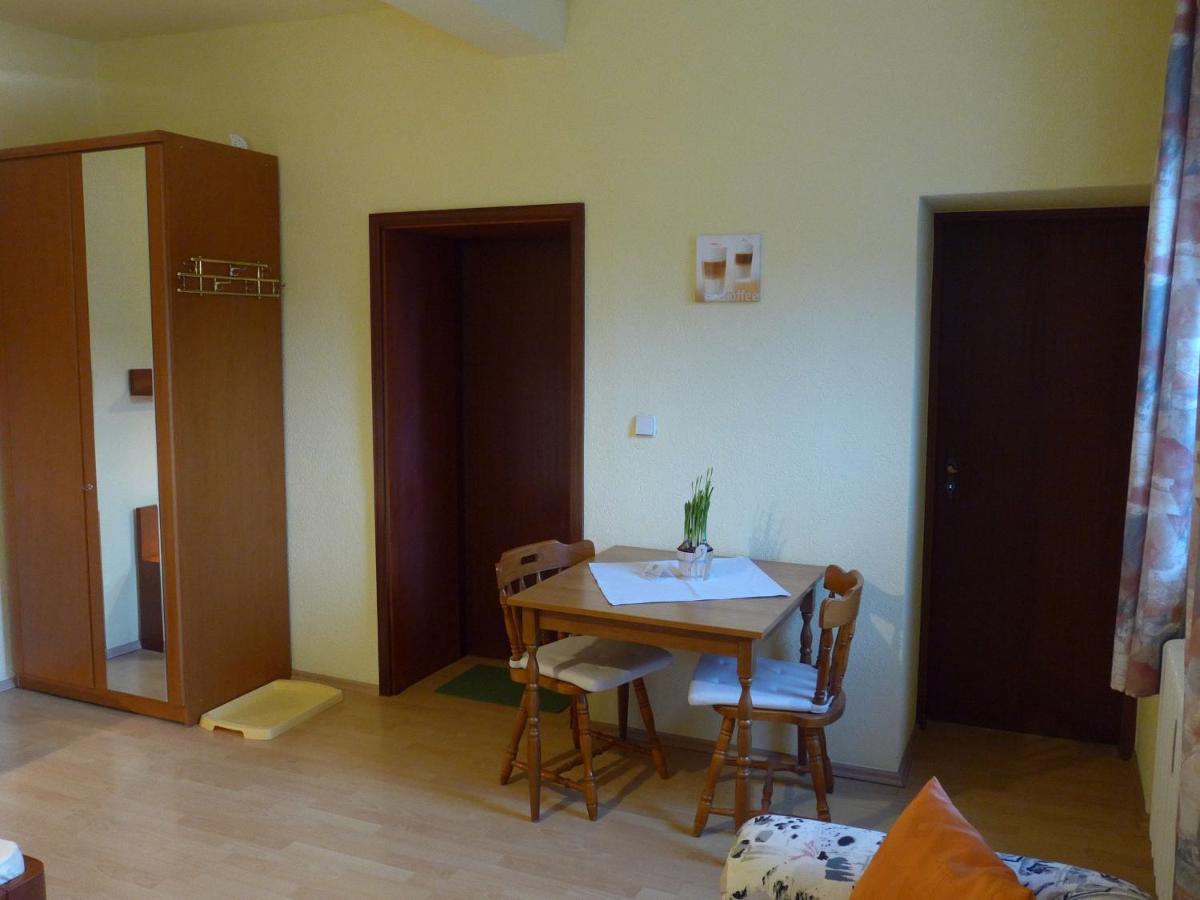 Pension Schuetze Daasdorf am Berge Экстерьер фото